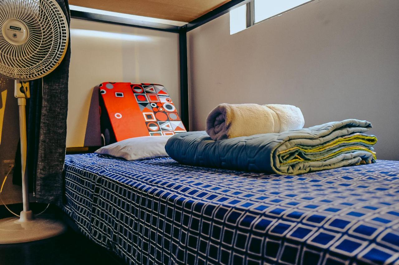Hostel Metro Floresta Alojamiento Medellin Luaran gambar