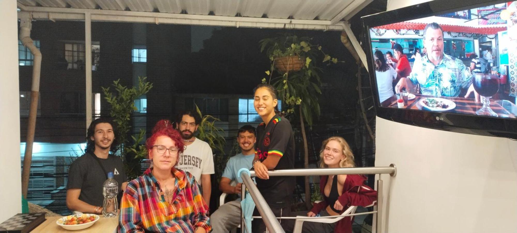 Hostel Metro Floresta Alojamiento Medellin Luaran gambar