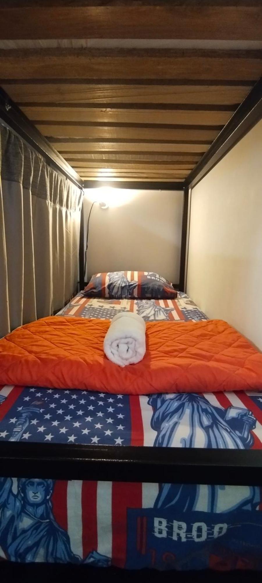 Hostel Metro Floresta Alojamiento Medellin Luaran gambar