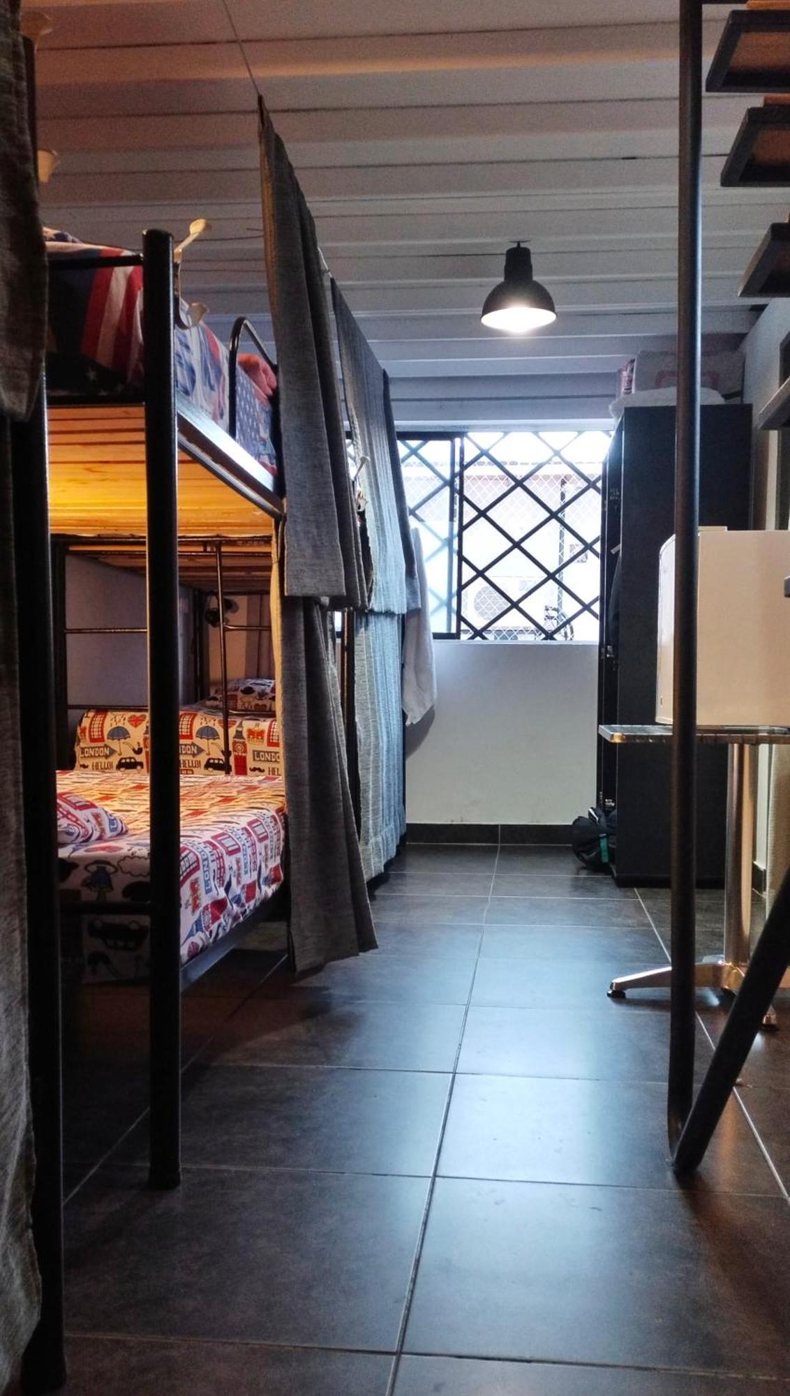 Hostel Metro Floresta Alojamiento Medellin Luaran gambar
